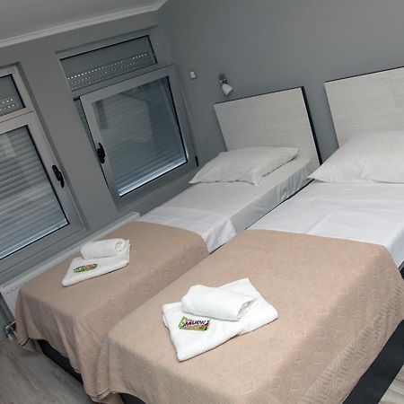 Silver House Hostel Cacak Ruang foto