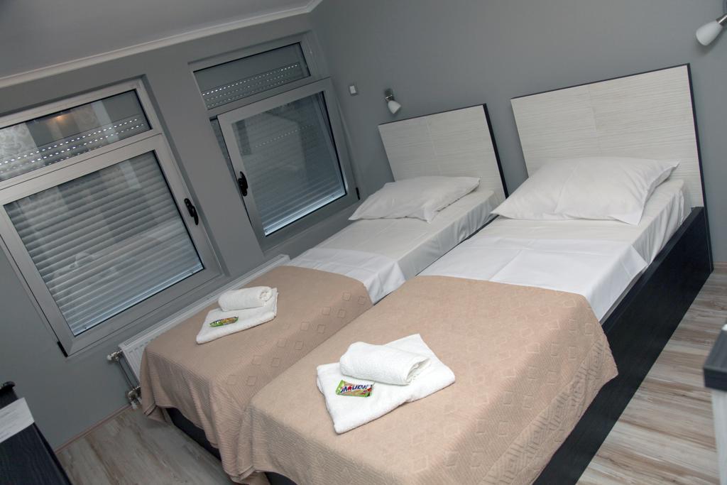 Silver House Hostel Cacak Ruang foto