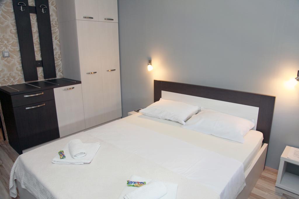 Silver House Hostel Cacak Ruang foto