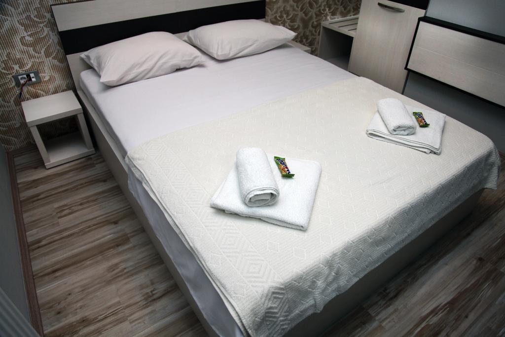 Silver House Hostel Cacak Ruang foto